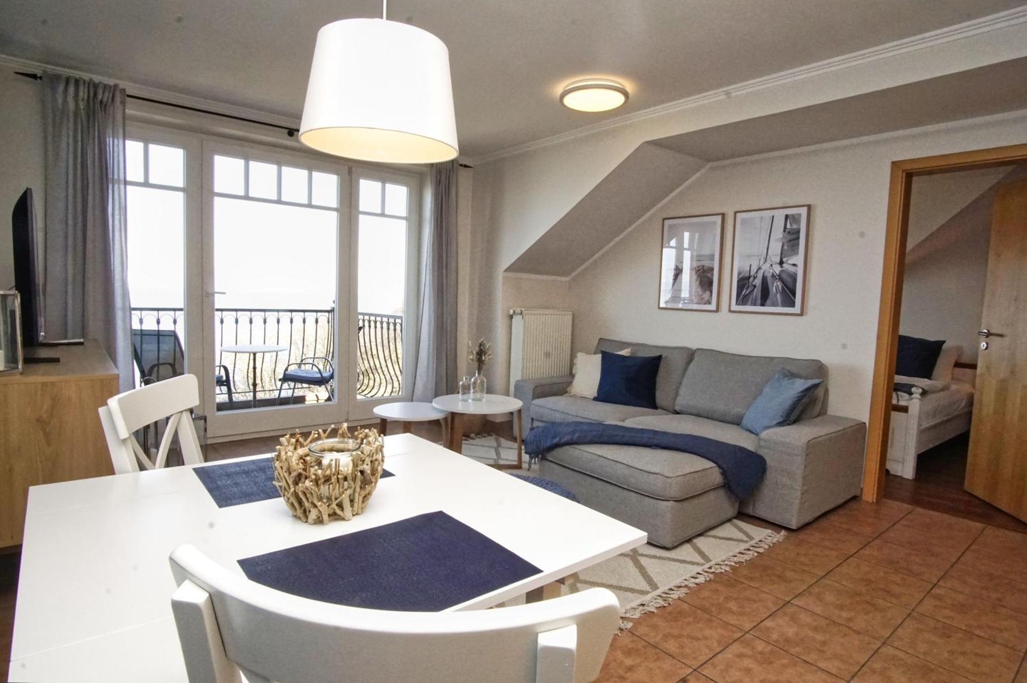 Ferienwohnung Mit Traumhaftem Meerblick - Haus Am Meer Fewo 11 Lohme Exterior photo