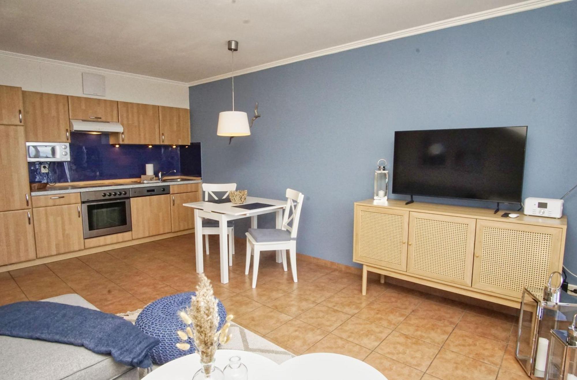 Ferienwohnung Mit Traumhaftem Meerblick - Haus Am Meer Fewo 11 Lohme Exterior photo