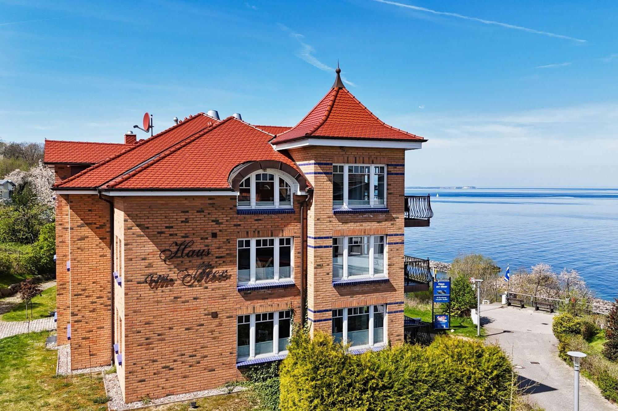 Ferienwohnung Mit Traumhaftem Meerblick - Haus Am Meer Fewo 11 Lohme Exterior photo